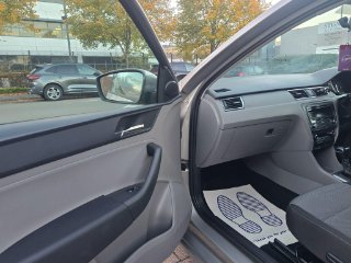/photos/10389/1e534e0b-1077-4c6d-b4d1-b95276ff9ab2_i320x240.jpg