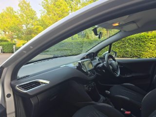 /photos/10389/3262e1b7-d6b7-4e02-9b9c-2d2e75c6a991_i320x240.jpg