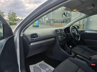 /photos/10389/3f3d4c26-a02e-4df6-9e60-9b795078e41e_i320x240.jpg