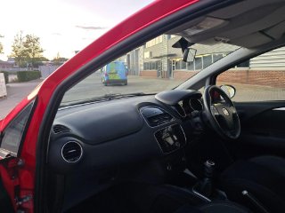 /photos/10389/92b47bd4-a469-4fb6-a77b-3255a83c0ca4_i320x240.jpg