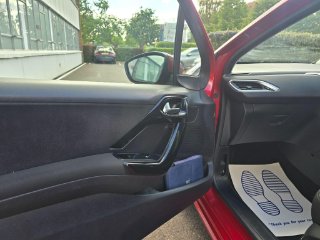 /photos/10389/b4c9e54e-07cb-4ad0-b83d-3c5c334ccfab_i320x240.jpg
